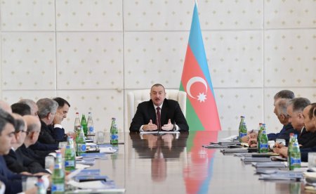 İlham Əliyev: “İmkan verə bilmərik ki, natəmiz adamlar, möhtəkirlər qiymətləri süni şəkildə qaldırsınlar”