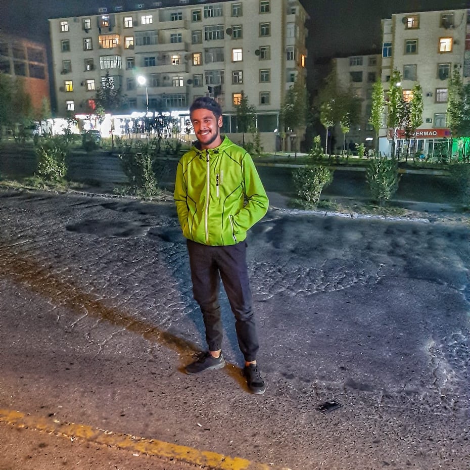 Gənc reperlərdən yeni ifa: "Köhnə günlərin xətrinə" Gənc reperlərdən yeni ifa: "Köhnə günlərin xətrinə"