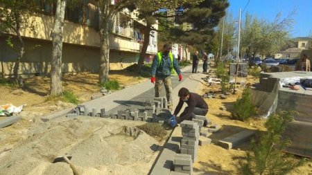 Xətai rayonunda vətəndaşlar ödənişli ictimai işlərə cəlb olunur