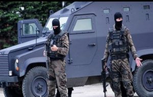 Türkiyədə yenidən komendant saatı tətbiq olunur Türkiyədə yenidən komendant saatı tətbiq olunur