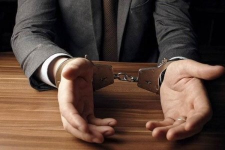 Karantin rejimini pozan direktor həbs edildi