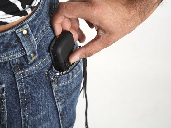 Əminin məhbus qardaşoğluna telefon ötürmək cəhdi alınmadı