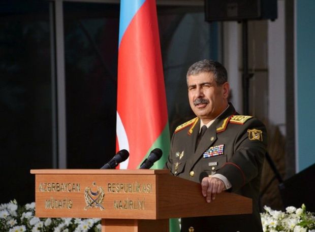 Zakir Həsənov ordu rəhbərliyini topladı