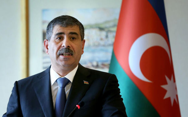 Müdafiə naziri: Qarabağ münaqişəsinə yanaşmada ikili standartlara yol verilir Müdafiə naziri: Qarabağ münaqişəsinə yanaşmada ikili standartlara yol verilir